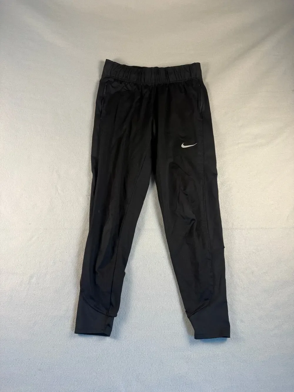 Nike Therma-FIT Pants Men S Black Tapered Fleece Lined Track Sweatpants Athletic